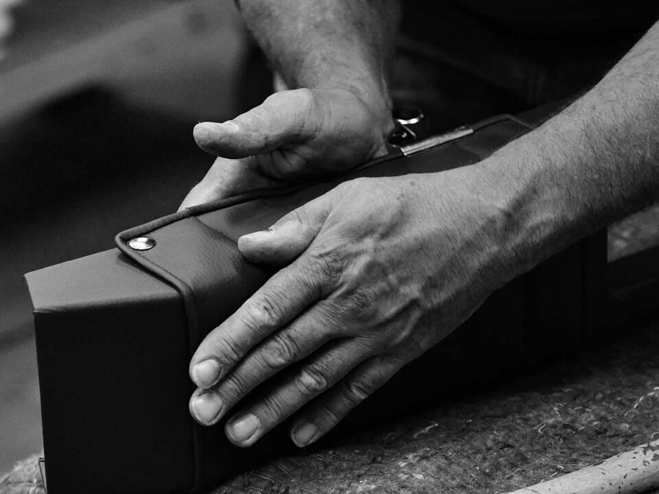 Un savoir faire français- Devalliet - Concepteur et fabricant automobile d'exception en Isère