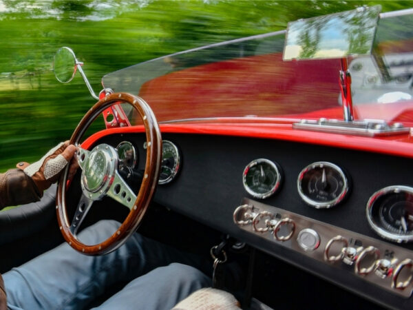 Devalliet - Instrumentation de bord complète au design classique